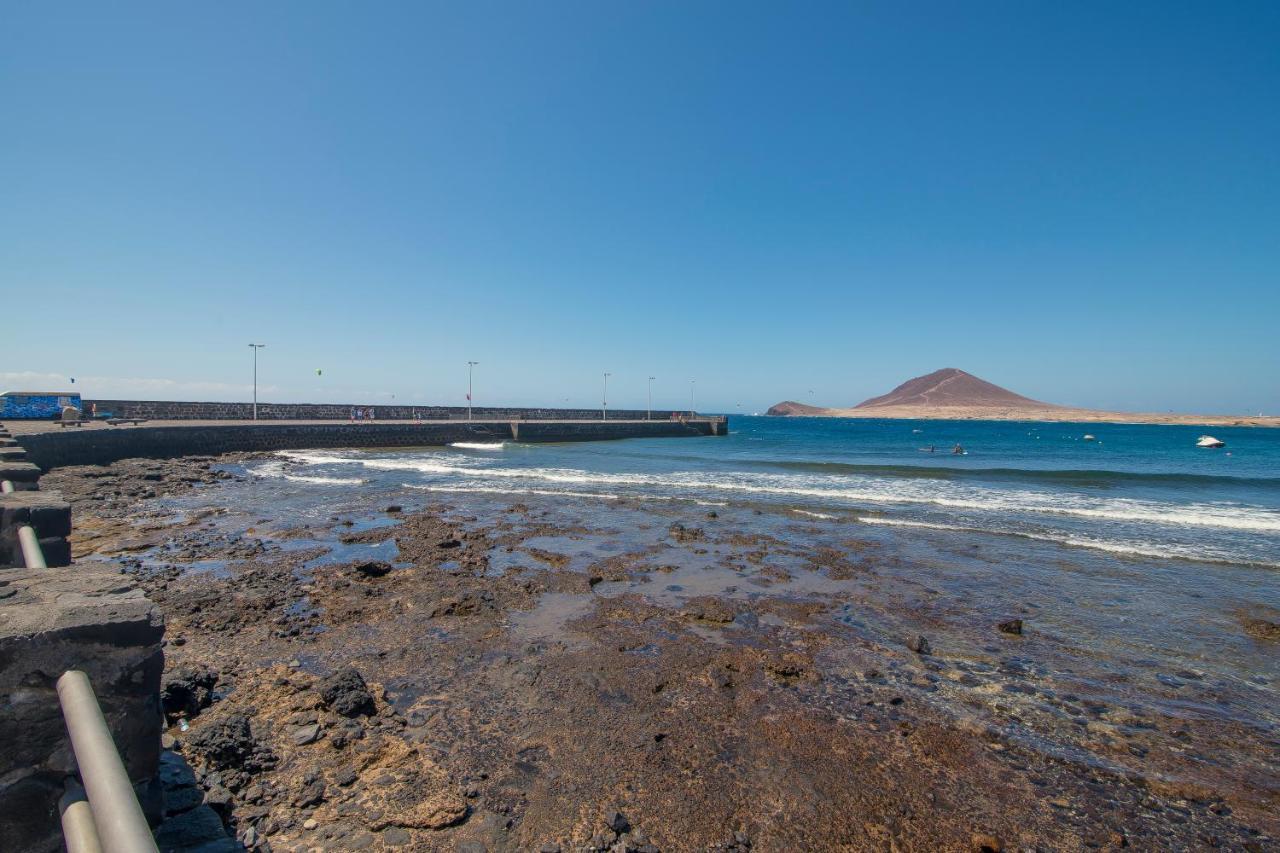 Alquilaencanarias El Medano Playa El Cabezo Exterior foto